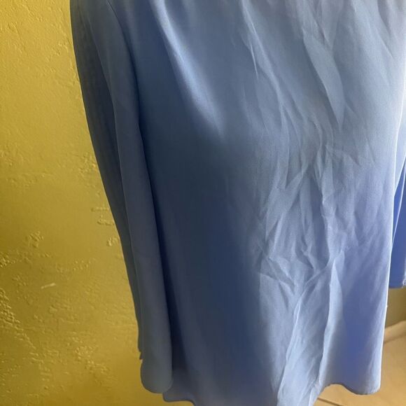 The Limited Sky Blue Top - Picture 1 of 6